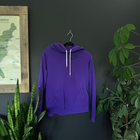 Nike Vibrant Purple Hoodie​ - Picture 1 of 4